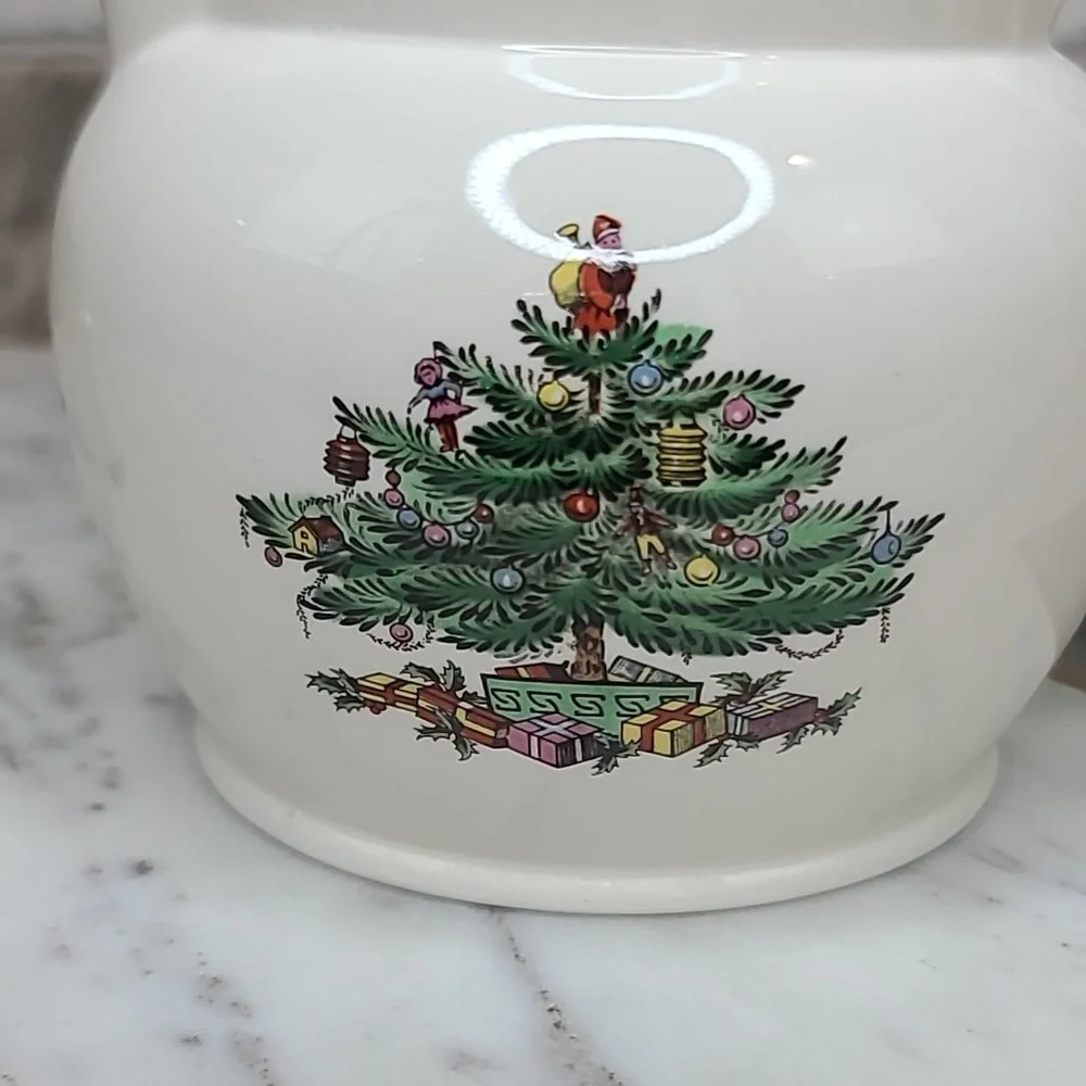 Spode Christmas Tree Mint Vintage Collectible Holiday 24oz Ceramic Jug/Pitcher
